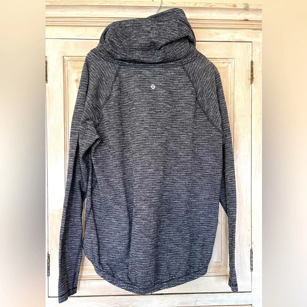 Lululemon Healthy Heart Pullover-Coco Pique Black Sz 6 - Picture 2 of 8